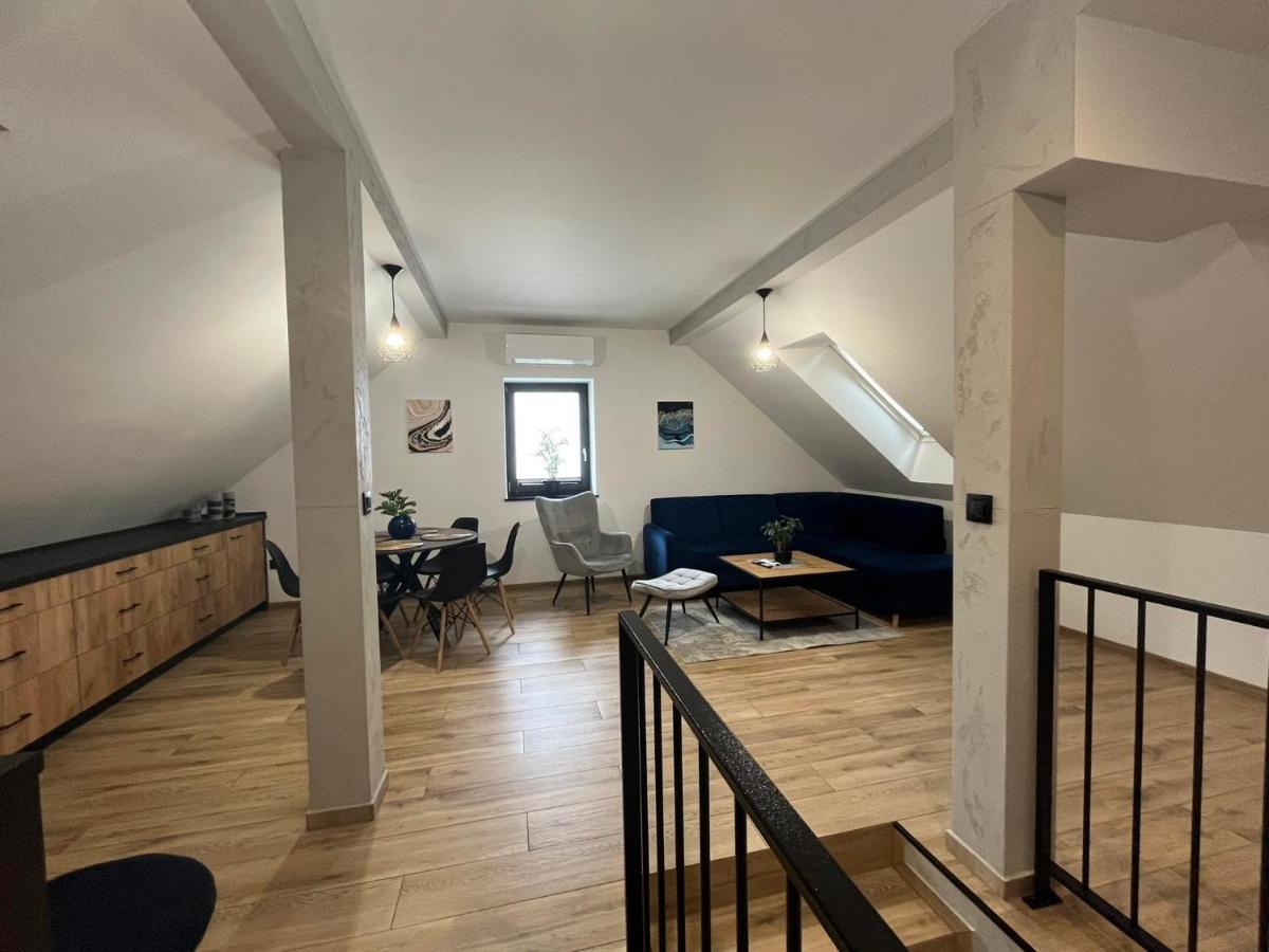 Apartamenty Na Blichu - Noclegi Energylandia 扎托尔 外观 照片